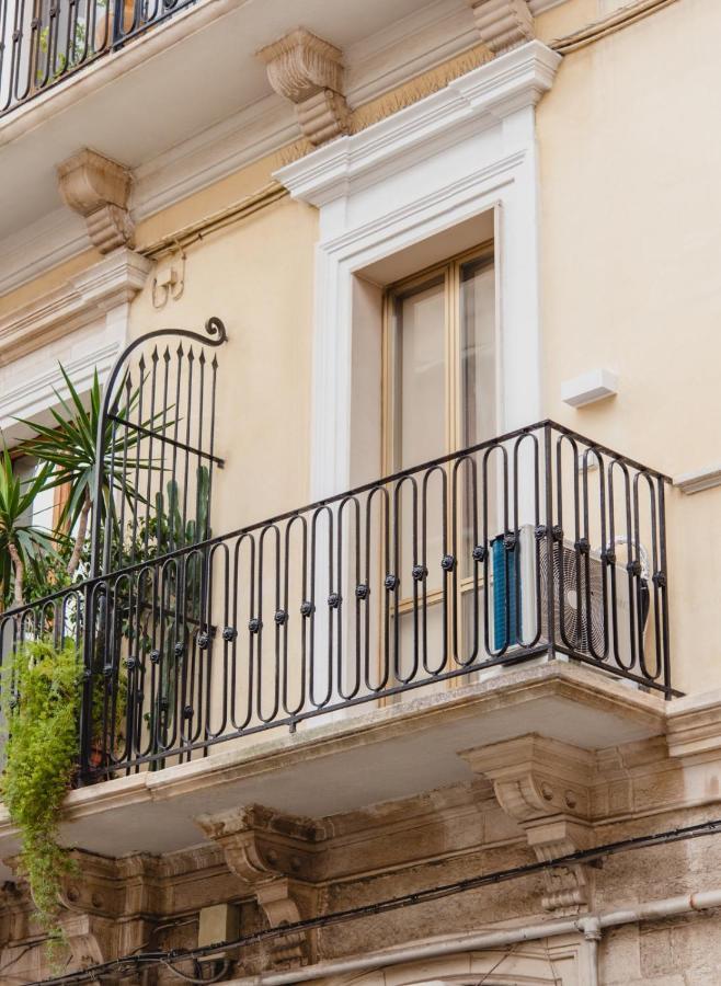 Hotel Palazzo Le Travi Bari Esterno foto