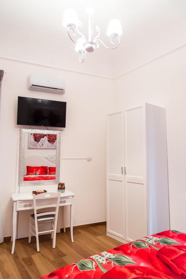 Hotel Palazzo Le Travi Bari Esterno foto