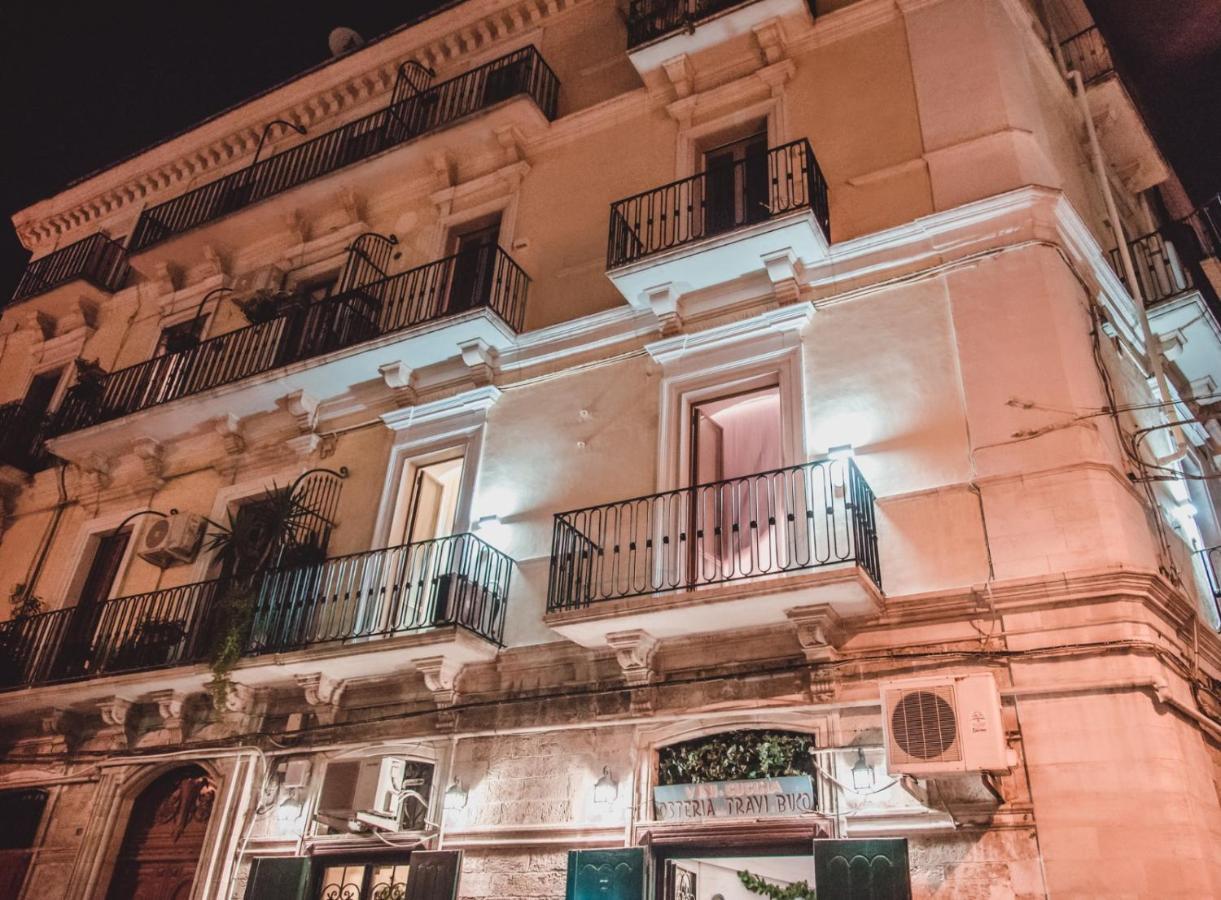 Hotel Palazzo Le Travi Bari Esterno foto